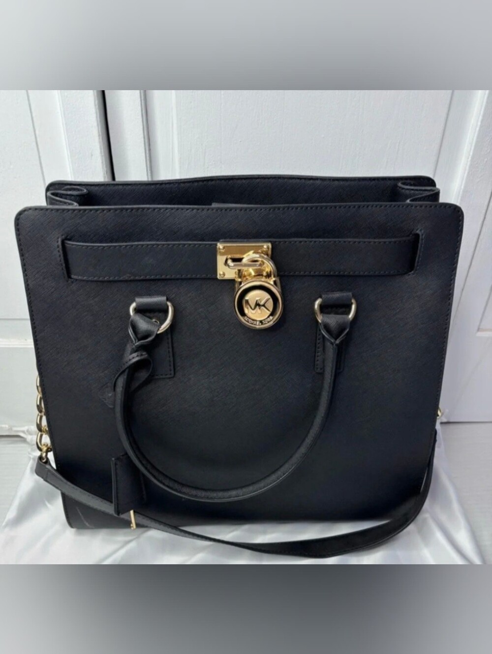 Michael KorsBlqck Leather Tote